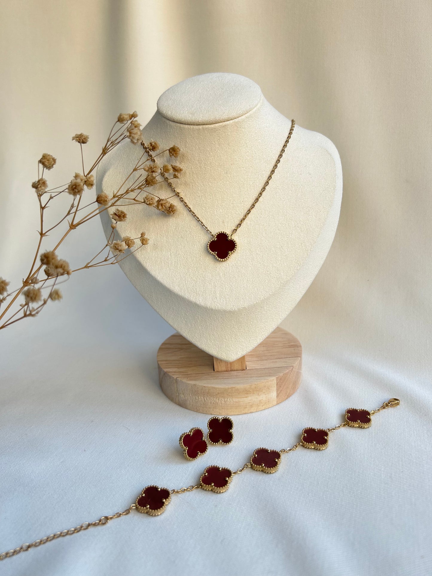 Belle set rood