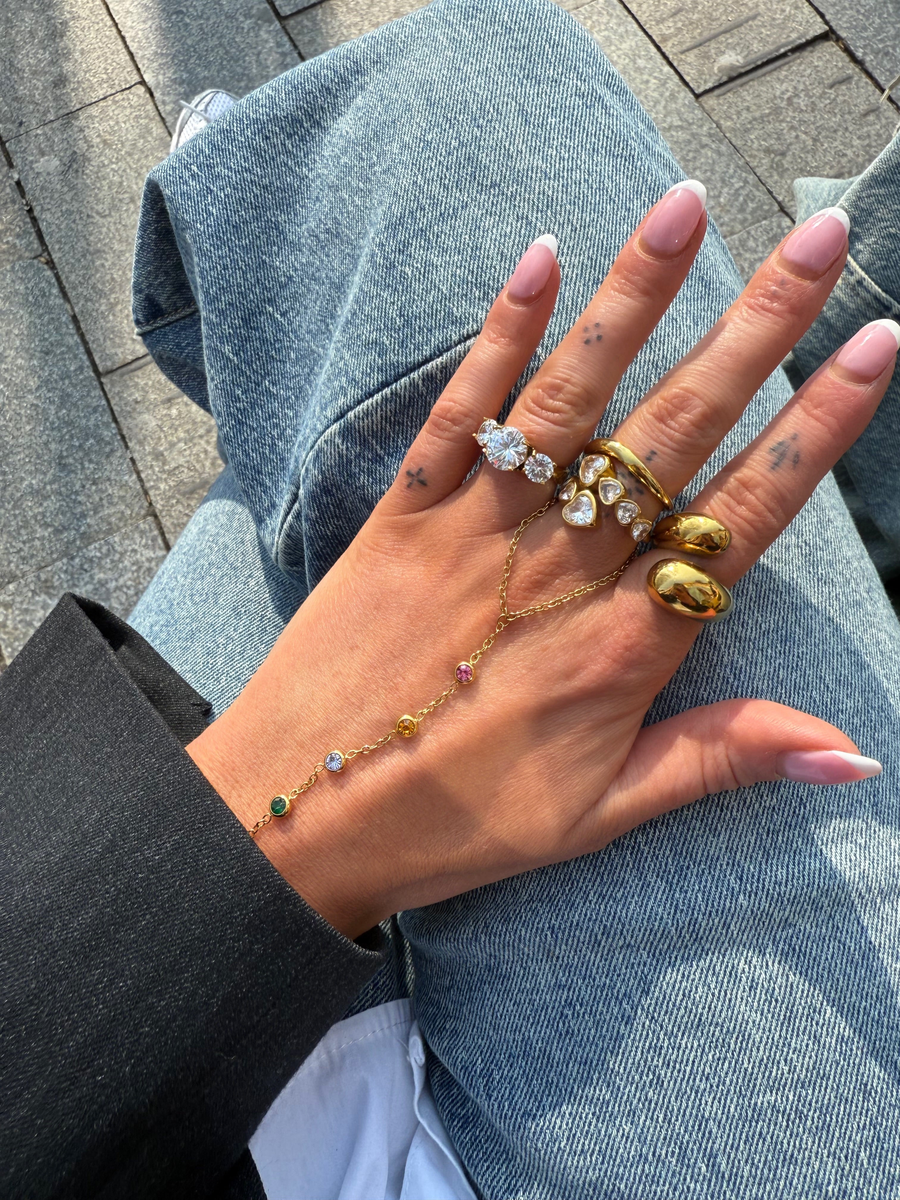 Hilly Diamond ring