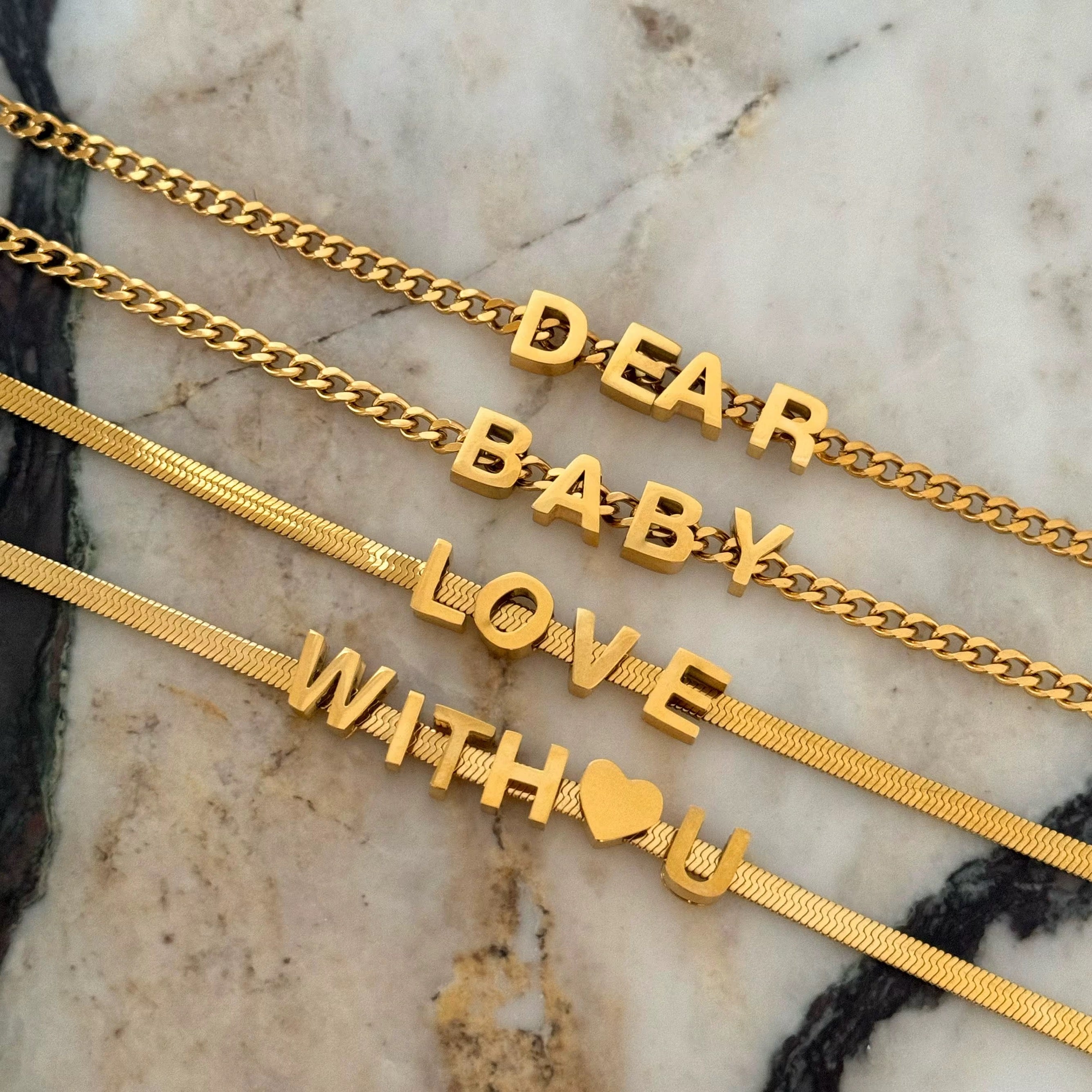 Molly letter ketting
