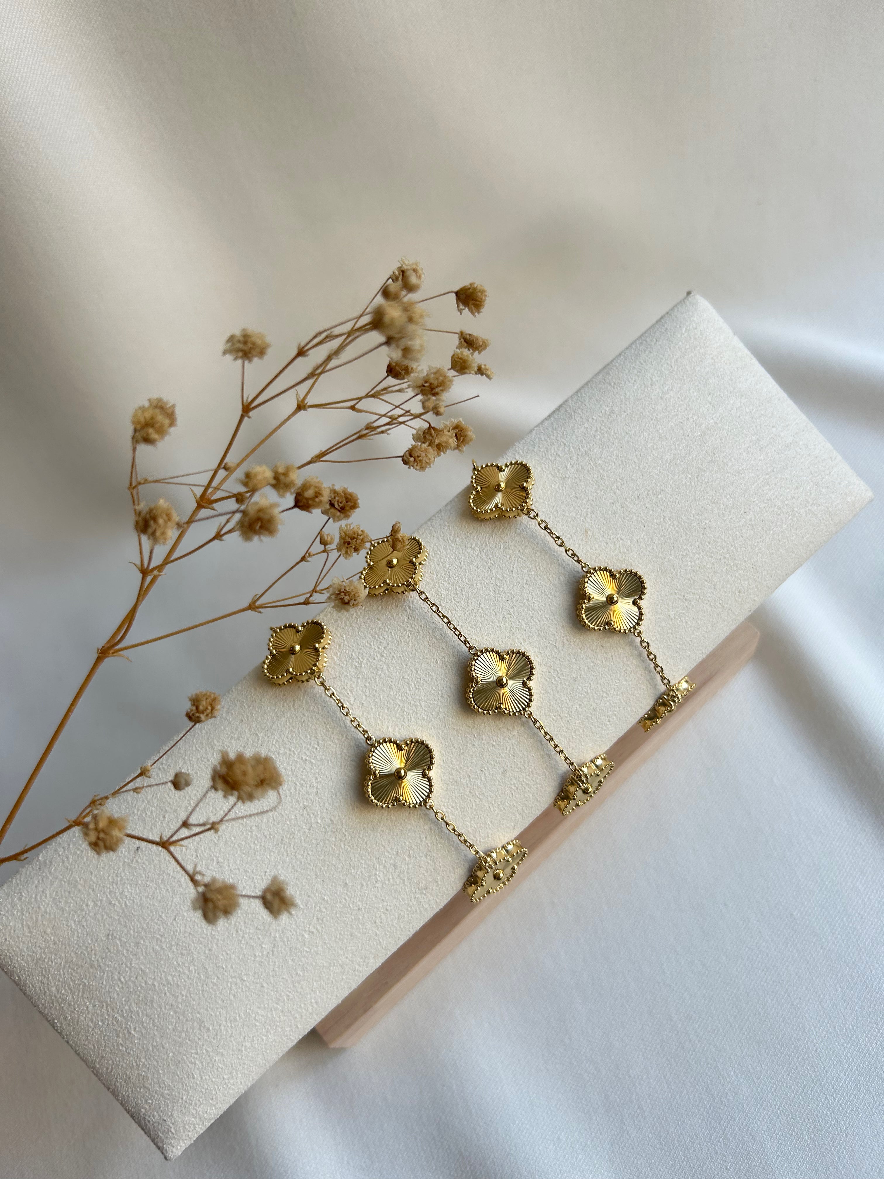 Belle armband goud