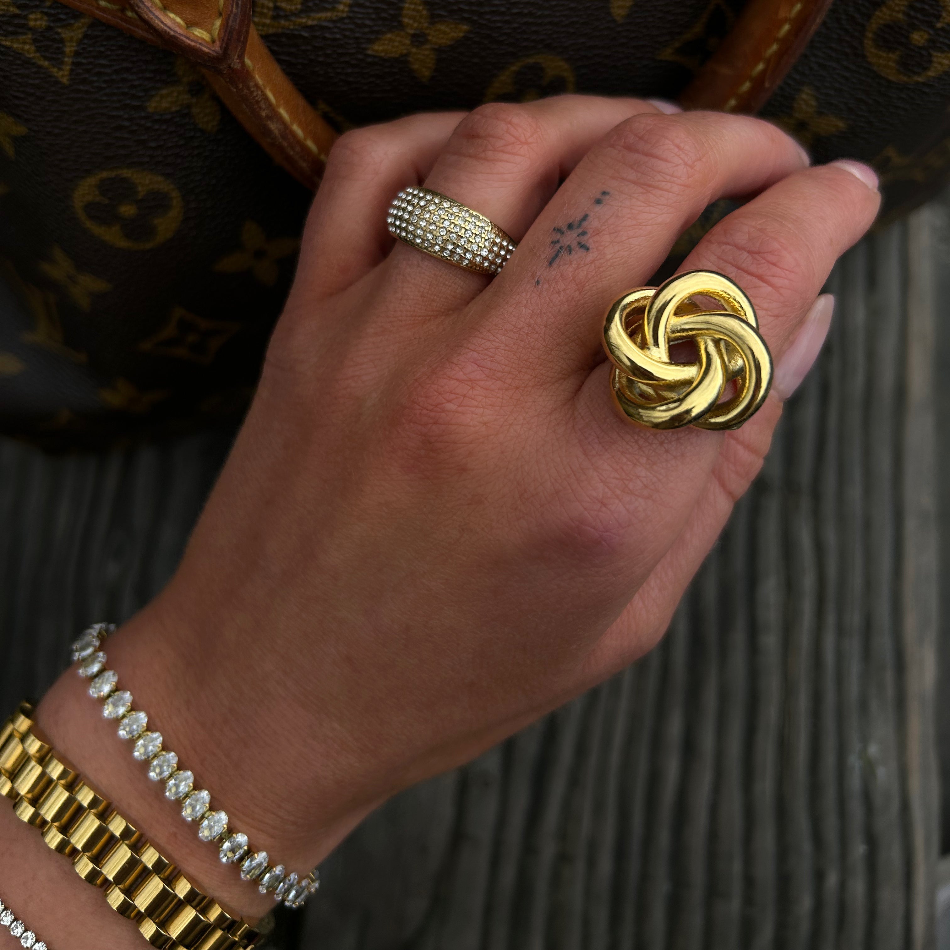 Fay ring goud