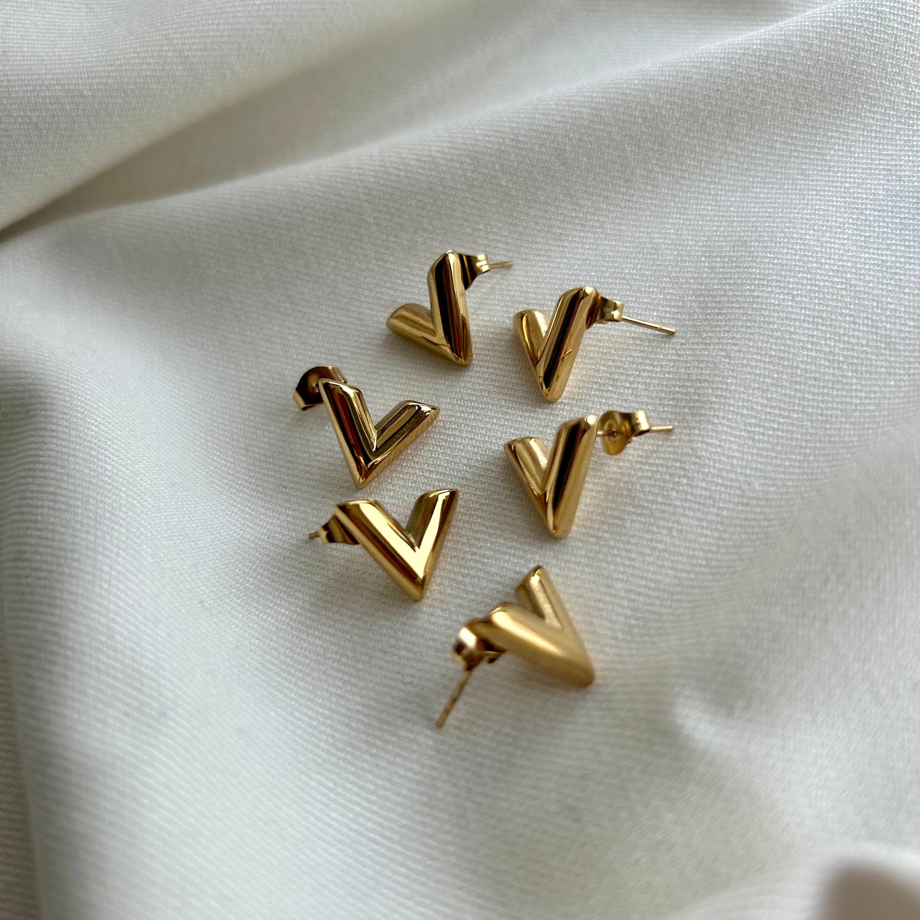 V oorknopjes goud
