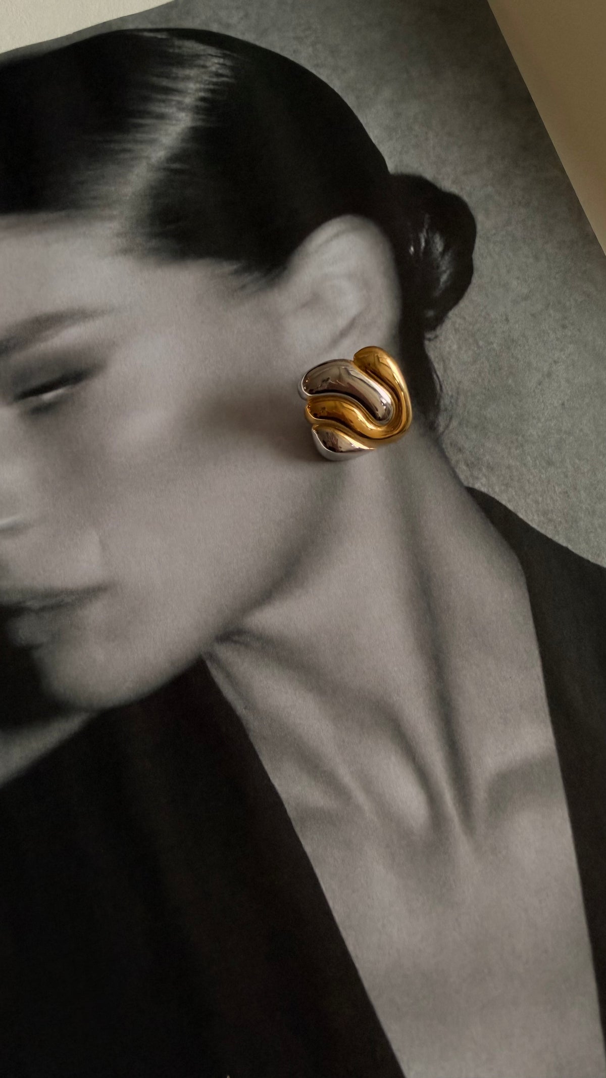 Mila oorbellen goud/zilver