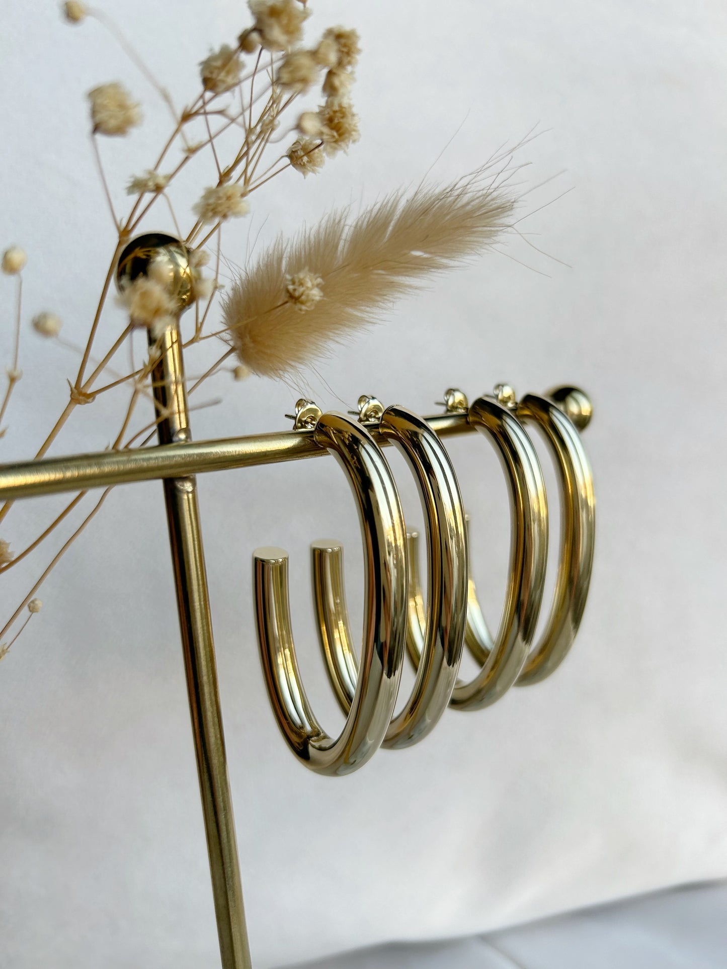 Massieve oorbellen goud