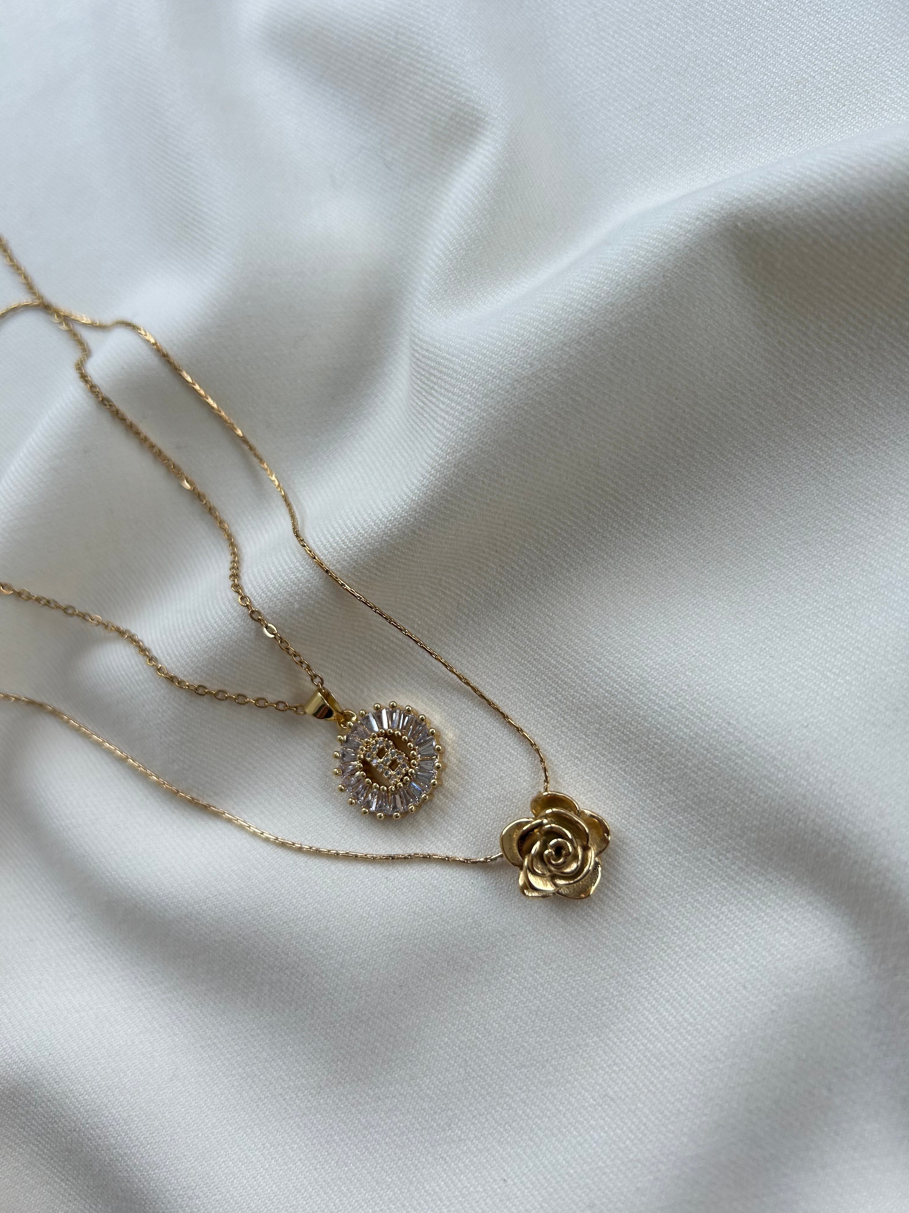 Diamond letter ketting goud