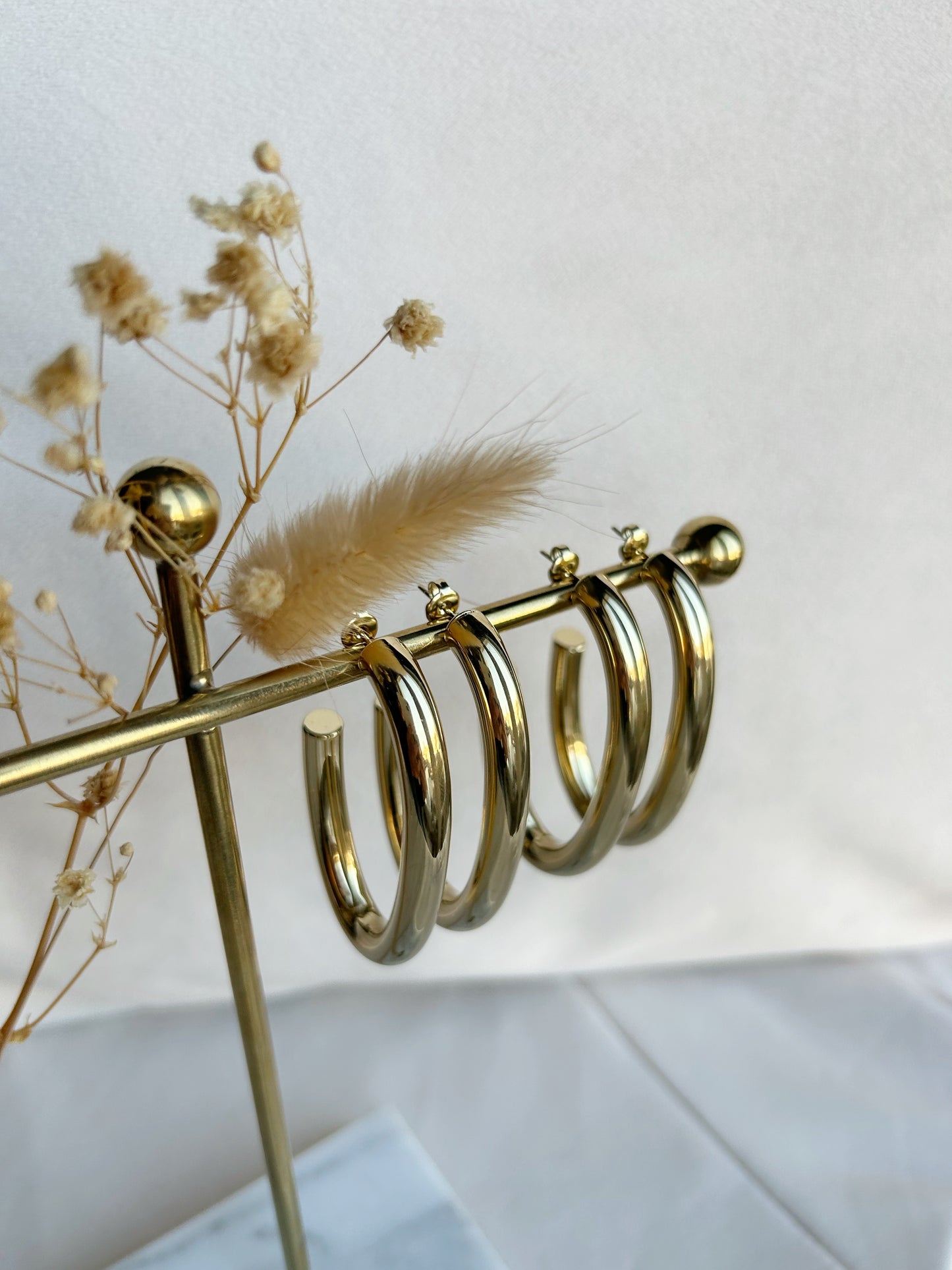 Massieve oorbellen goud