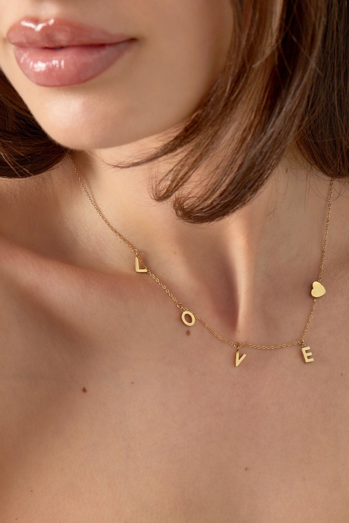 LOVE ketting goud