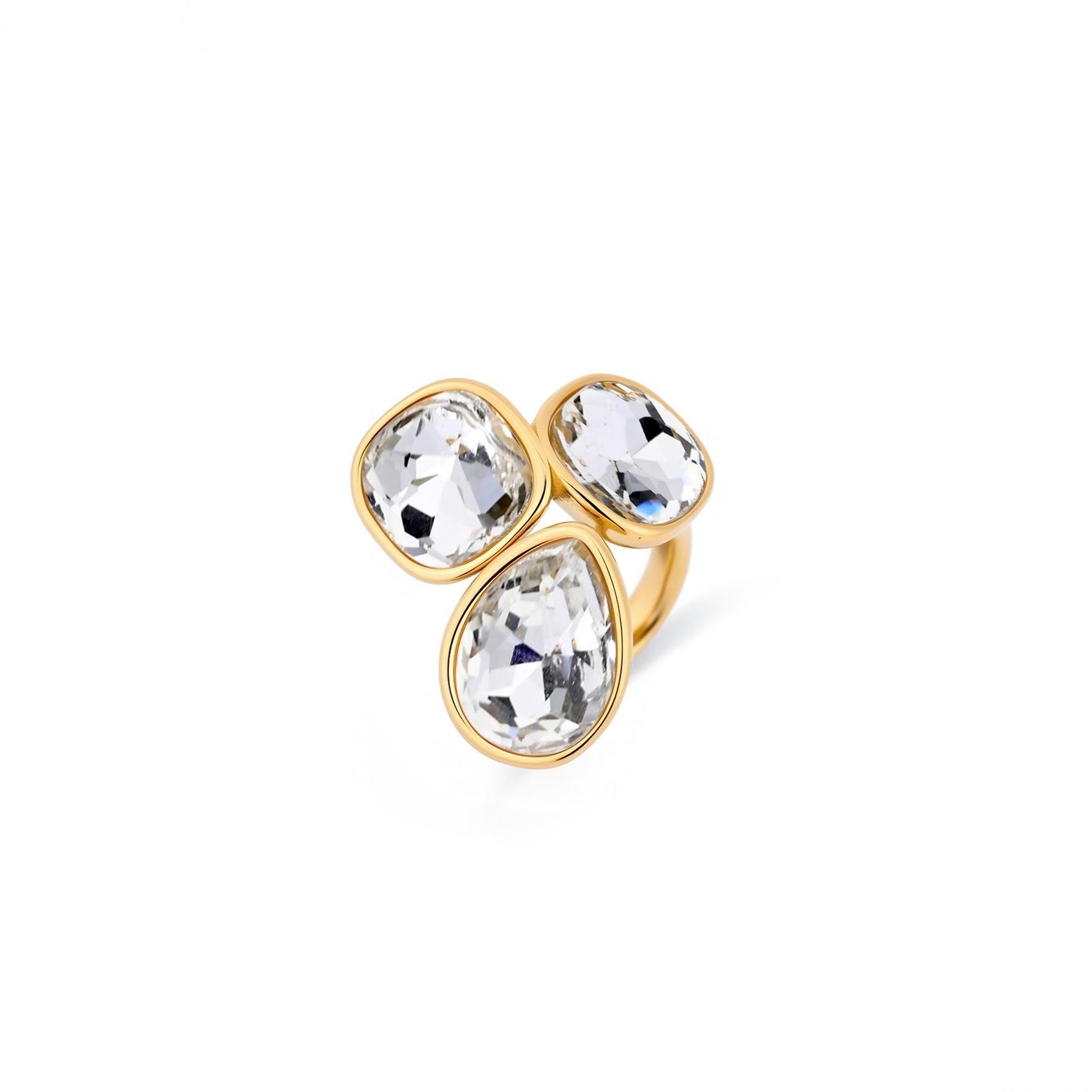 Fem diamond ring
