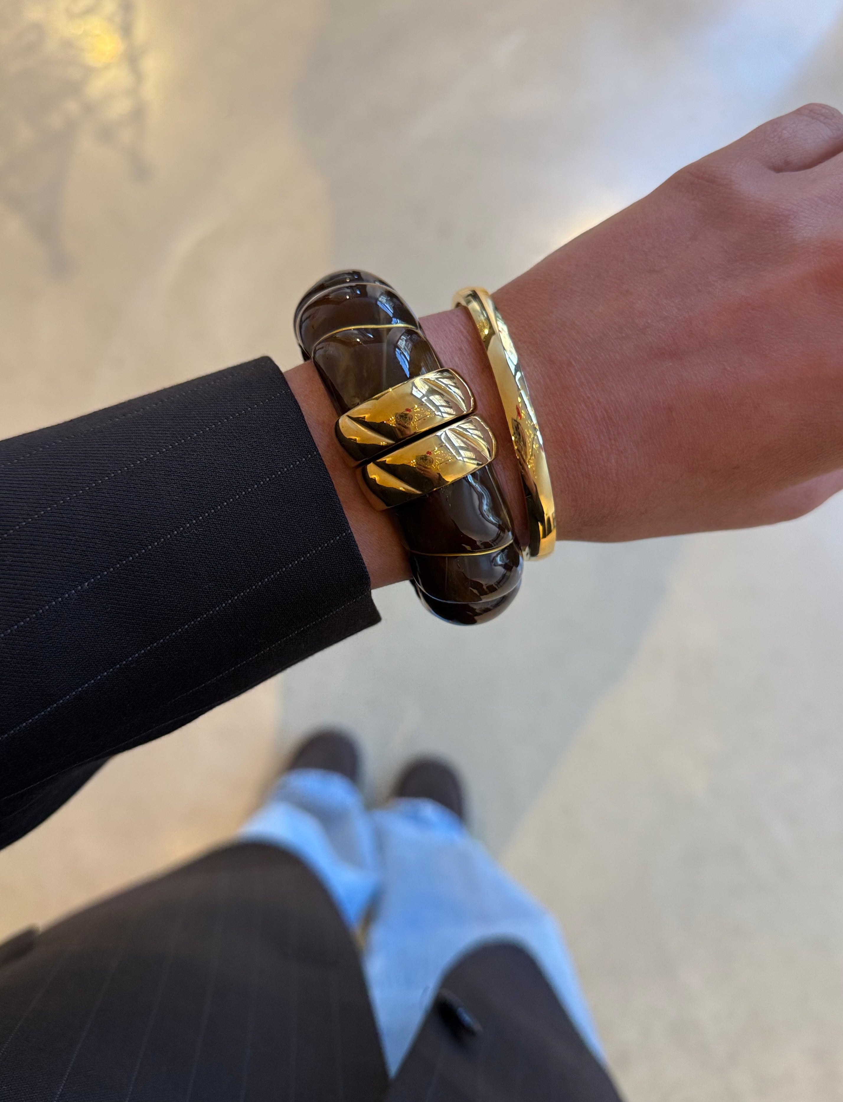 Big bracelet brown