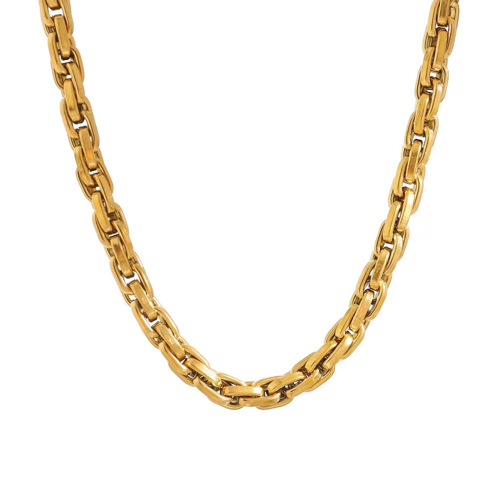Schakel ketting rond goud